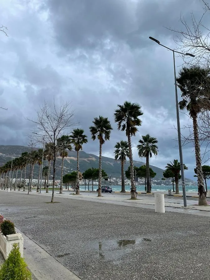ゲストハウス Vila Osmenaj Rent Room Or Apartment Vlorë