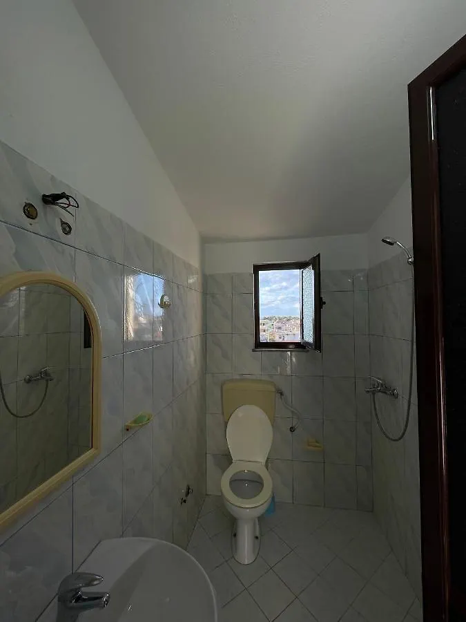 Guest house Vila Osmenaj Rent Room Or Apartment Vlore