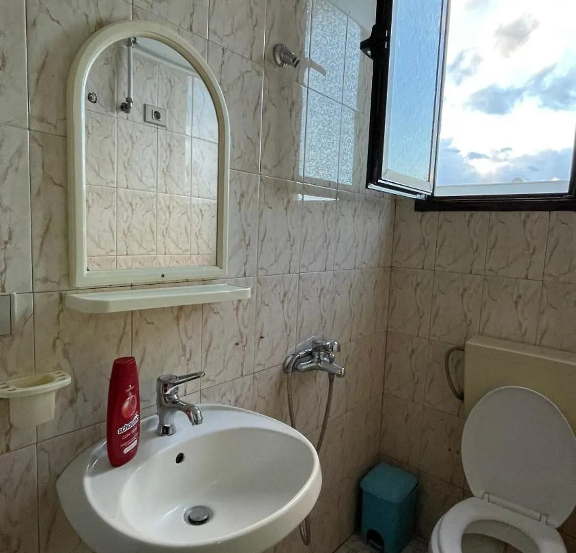 Vila Osmenaj Rent Room Or Apartment Vlore Albania